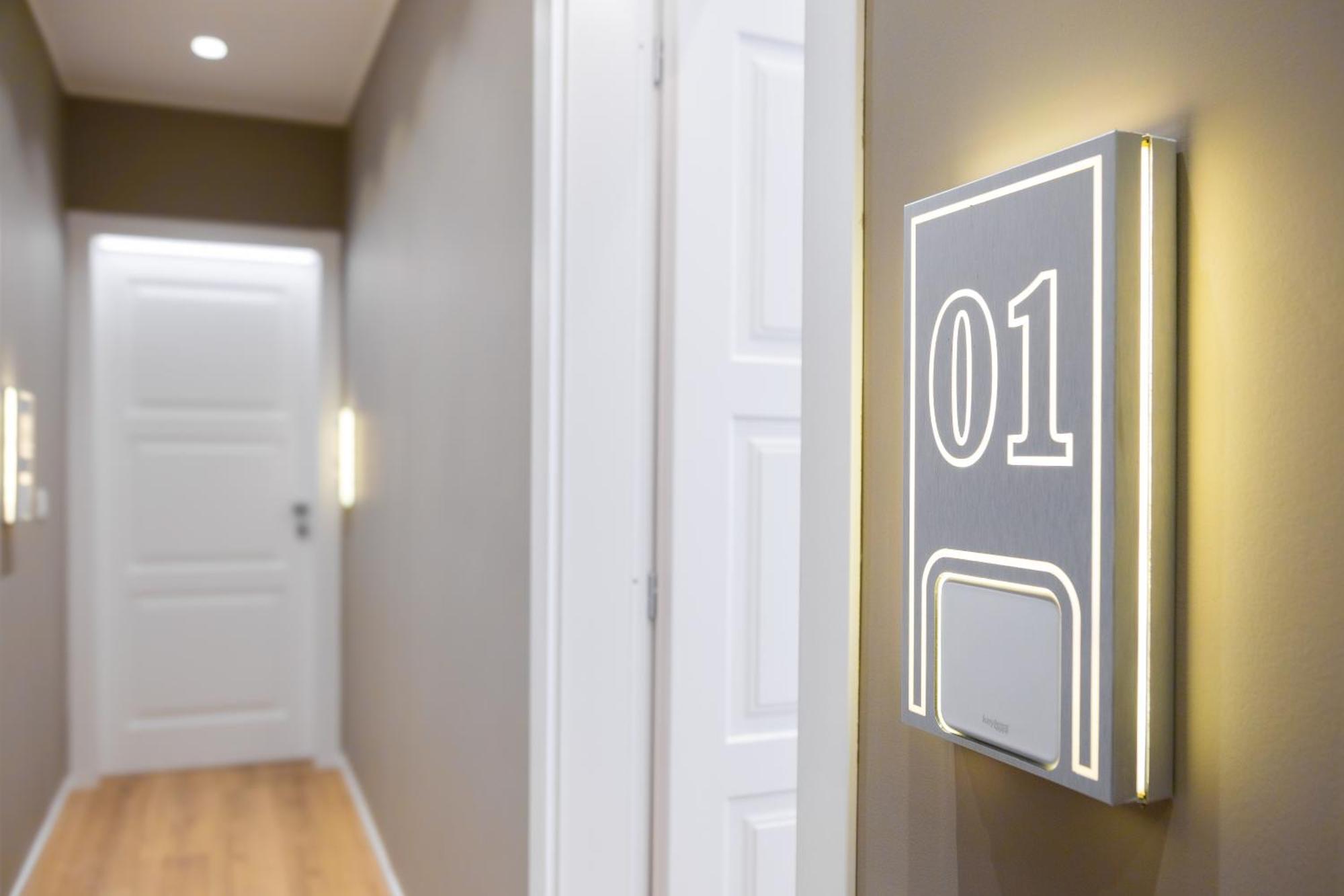 C8 Apartments อัสตี ภายนอก รูปภาพ