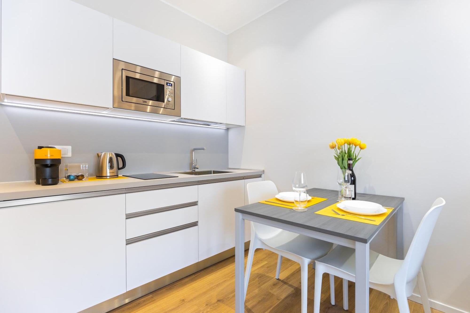 C8 Apartments อัสตี ภายนอก รูปภาพ