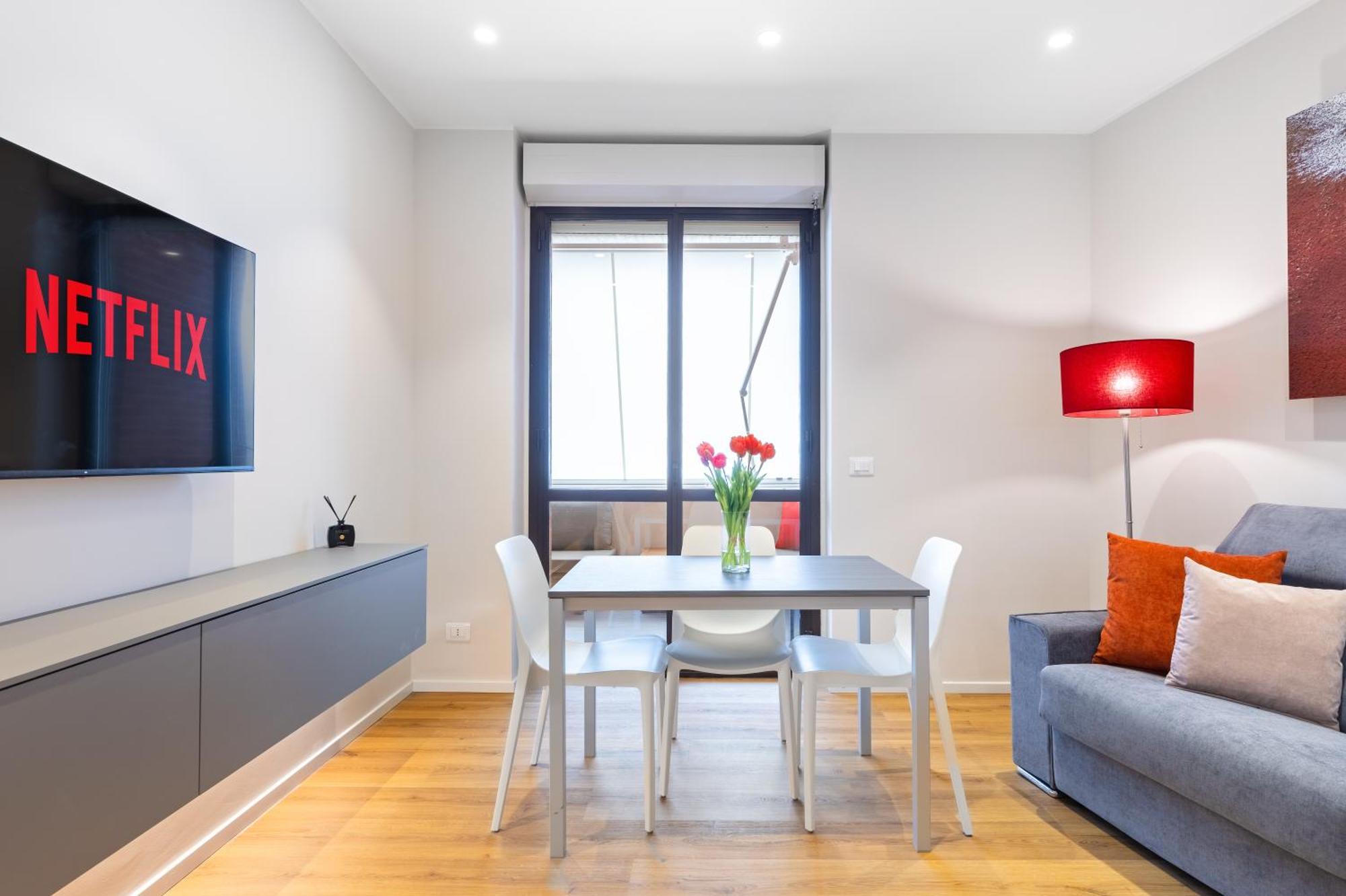 C8 Apartments อัสตี ภายนอก รูปภาพ